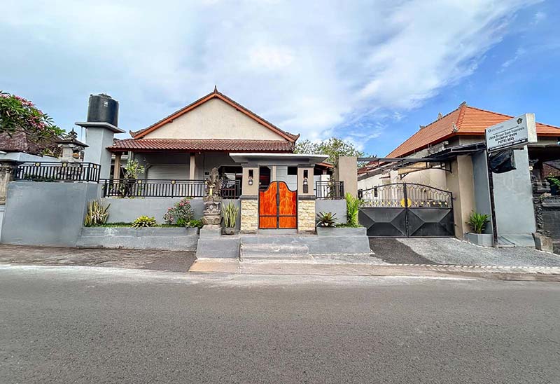 Undangan Upacara Melaspas